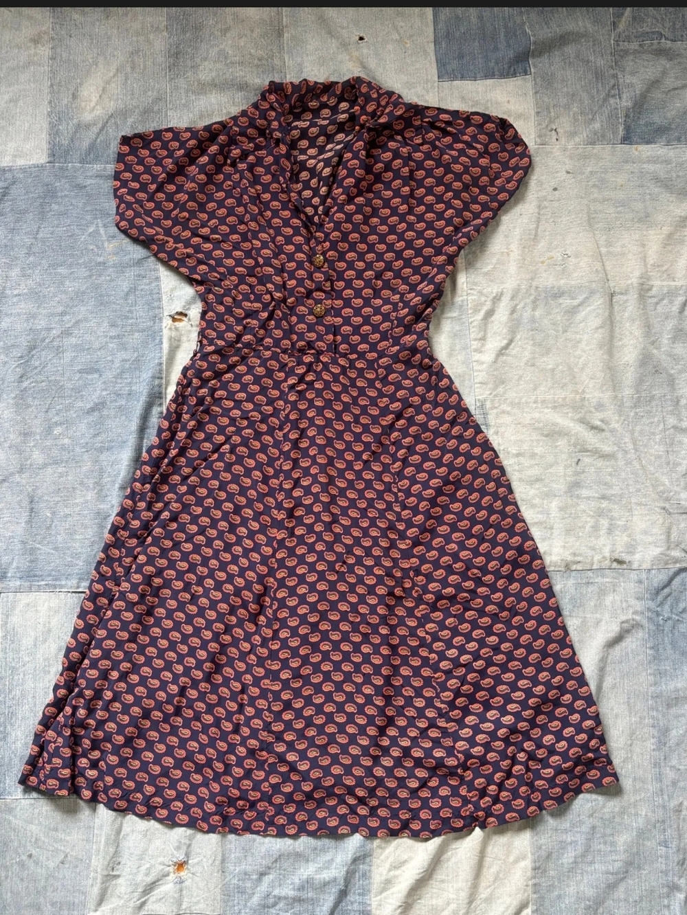 1940s Rayon Paisley Print Button-Front Women’s Dress